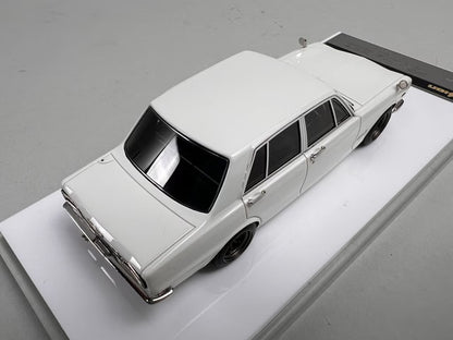 1:43 Make Up/Vision VM241C Nissan Skyline 2000GT-R (PGC10) 1969 White
