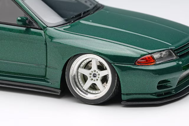 [ Pre-order ] EM830 Make Up EIDOLON 1:43 Garage Active Skyline GT-R Wide Body Carbon-R No.9