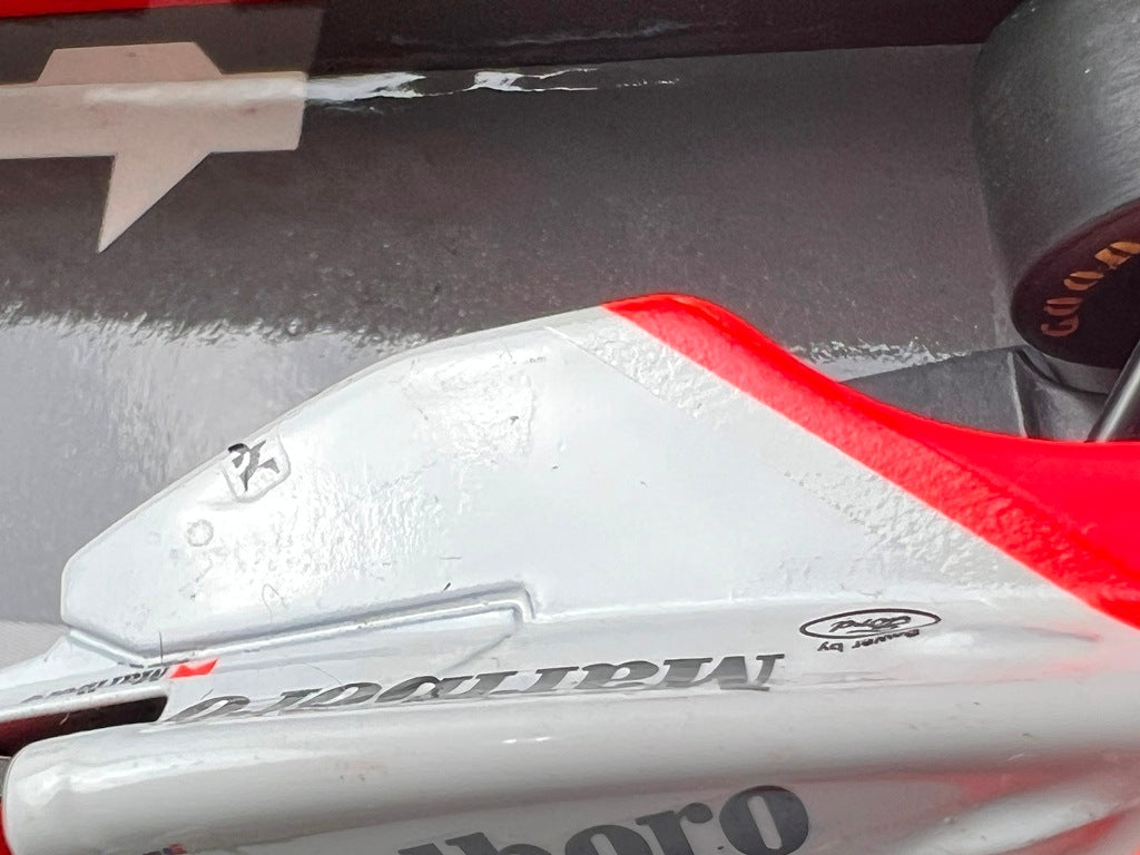 1:43 MINICHAMPS 530930007 McLaren MP4/8 Ford 1993 #7 M.Andretti model car