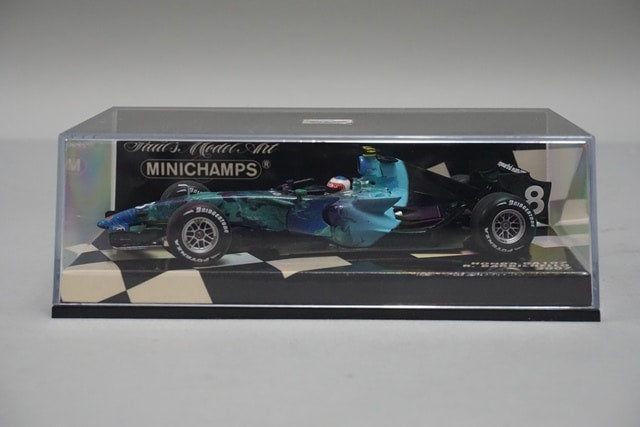 1:43 MINICHAMPS 400070008 Honda RA107 2007 #8 R. Barrichello Earth Specification
