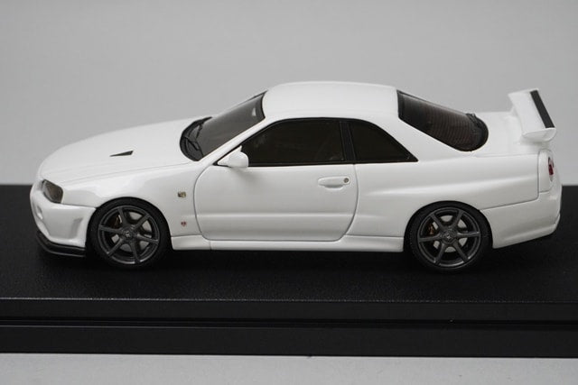1:43 HPI 8396 iiado Company Custom Mirage Nissan Skyline GT-R V-spec II Nurburgring (R34) White