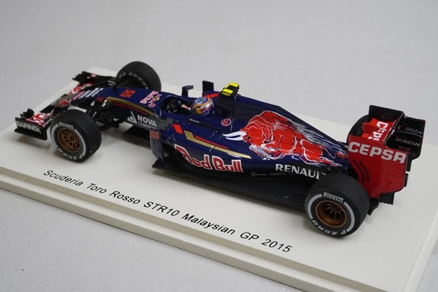 1:43 SPARK S4619 Scuderia Toro Rosso STR10 Malaysian GP 2015 #55 C.Sainz model car