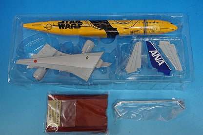 1:200 B777-200ER ANA STAR WARS C-3PO JA743A ANA