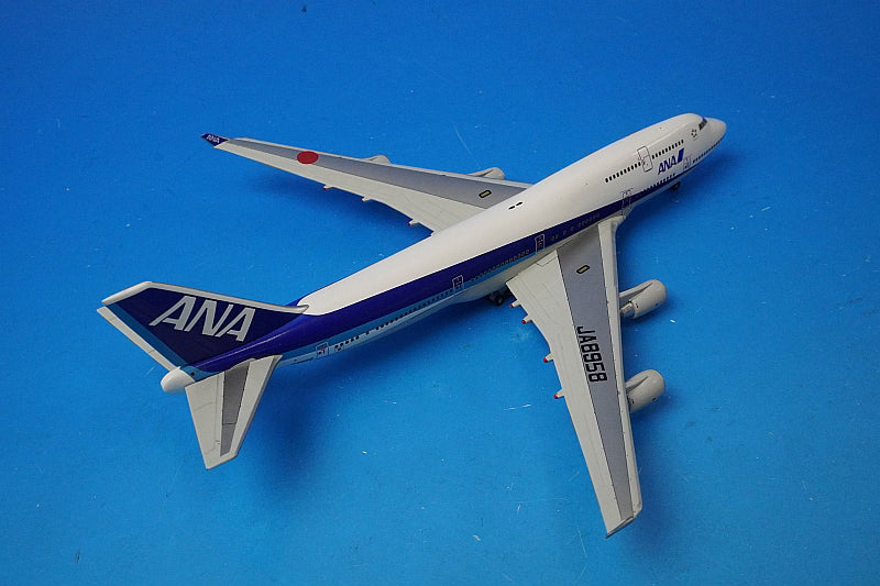1:400 ANA B747-400 with winglets and wooden base JA8958 missing blister pack NH40085 ANA airplane model