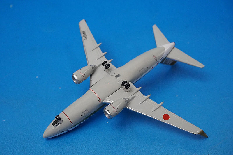 1:400 B737-700 ANA Gold Jet JA01AN NH40029 ANA