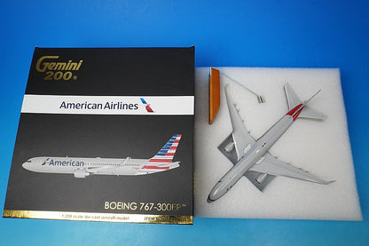 1:200 B767-300ER AA American N393AN G2AAL631 Gemini