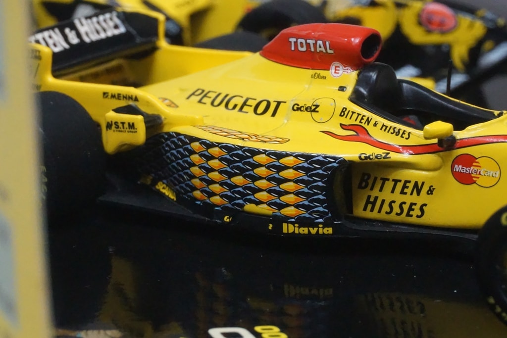 1:43 MINICHAMPS 402109798 Jordan Set 4/5 197 Peugeot 1997 / 198 Mugen Honda 1998