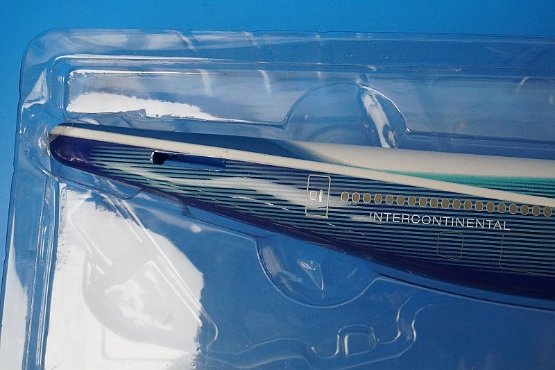 1:200 B747-8 Boeing House Color *Registration Number Not Assigned Hogan airplane model