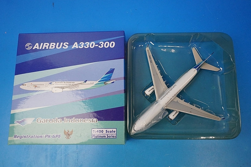 1:400 A330-300 Garuda Indonesia PK-GPE 10568 Phoenix airplane model