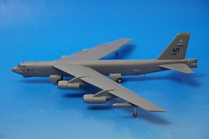 1:200 B-52H U.S. Air Force 5th Bomb Wing 69th Bomb Squadron Nighthawks POW/MIA #60018 558440 Herpa airplame model
