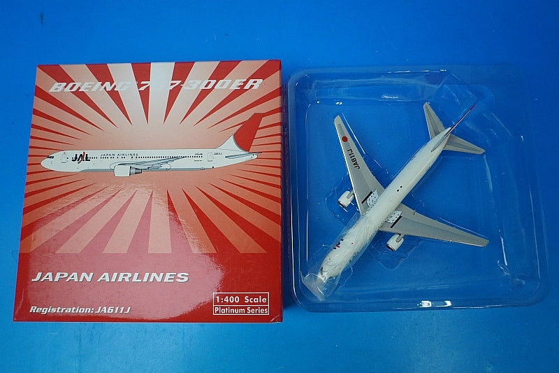1:400 B767-300 JAL Arc Paint JA611J 10519 Phoenix airplane model