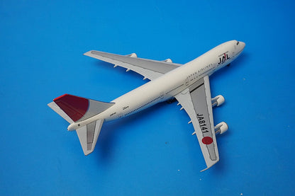 1:400 B747-200B JAL Arc Paint JA8141 *Outer box missing JXJA005C Jet-x airplane model