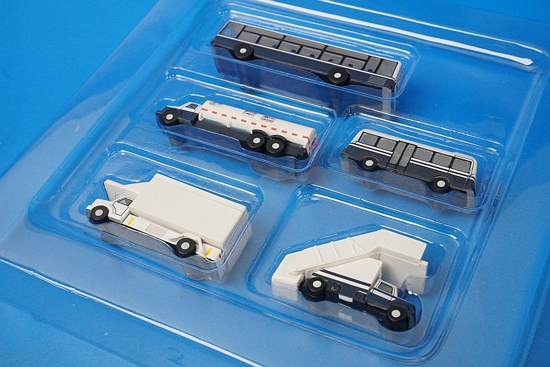 1:200 Airport Diorama Ground Service Vehicle Set G2APS450 Gemini airplane model