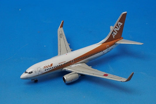 1:400 B737-781 ANA Gold Jet JA01AN 10093 Phoenix airplane model