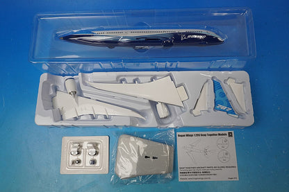 1:200 B787-8 Boeing House Color *Registration number not assigned 11281 Hogan airplane model