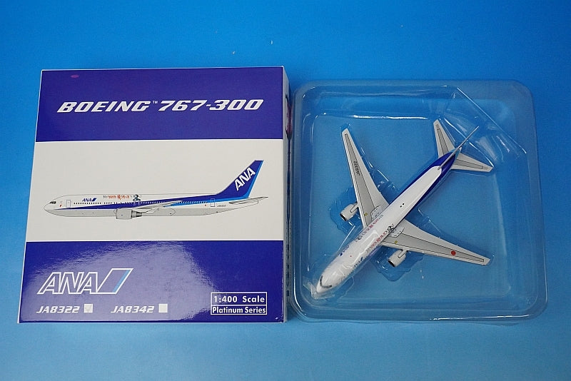 1:400 B767-300 ANA Ryomaden JA8322 10373 Phoenix airplane model