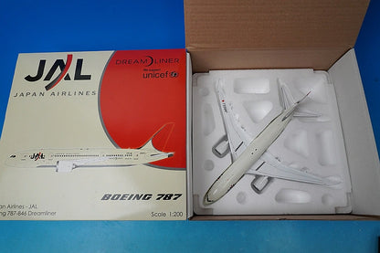 1:200 B787-8 JAL Arc Livery JA822J XX2886 JC Wings – Boost Gear