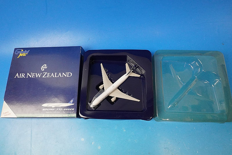 1:400 B777-200ER New Zealand ZK-OKB GJANZ515 Gemini airplane model