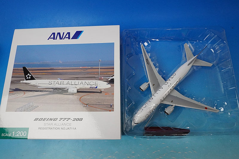 1:200 ANA Boeing 777-200 Star Alliance JA711A NH20125 ANA