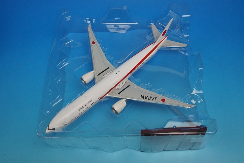 1:200 B777-300ER Next Government Aircraft with WiFi Radome and Gear N509BJ JG20107 ANA