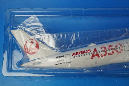 1:200 A350-900 JAL No 1 Red A350 logo JA01XJ BJQ2043 JALUX airplane model