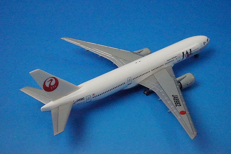 1:400 B777-200 JAL Japan Airlines STAR JET VEGA JA8982 560115 Herpa