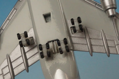 1:500 B747-200 Cathay Pacific VR-HKG Other airplane model