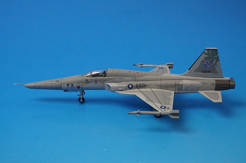 1:72 Northrop RF-5E Tigereye Taiwan Air Force HA3303 Hobby Master airplane model