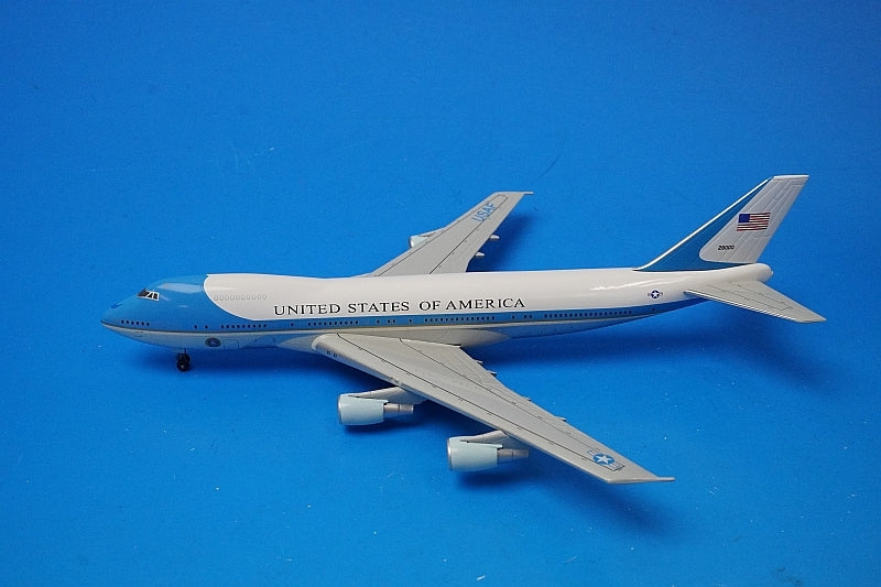 1:400 VC-25A(B747-200) Air Force One #28000 55544 Dragon