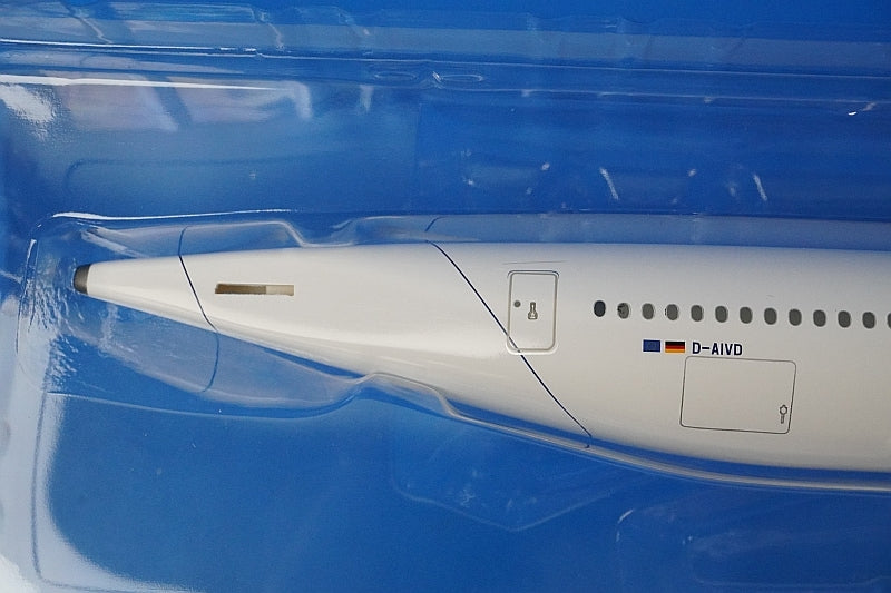 1:200 A350-900 Lufthansa CleanTechFlyer D-AIVD LW200DLH024 LIMOX airplane model