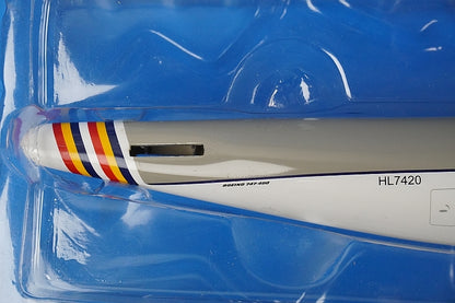 1:200 B747-400F Asiana Cargo HL7420 2155 Hogan airplane model