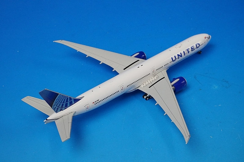 1:400 B777-300ER United Sydney World Pride N2749U XX40183 JC Wings airplane model