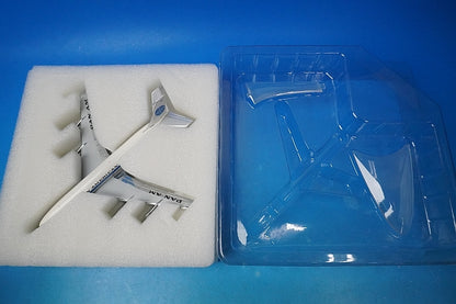 1:200 PANAM Jet Clipper Golden Eagle N714PA 556835 Herpa airplane model