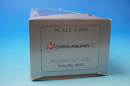 1:200 B747-400 China Air B-18210 4012 Hogan airplane model