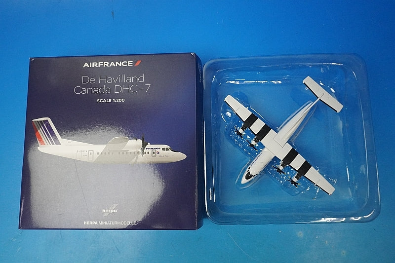 1:200 de Havilland Canada DHC-7 Air France 572644 Herpa airplane model