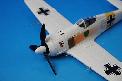 1:72 Focke-Wulf 190A-4 German Air Force White 8 AA34301 CORGI airplane model