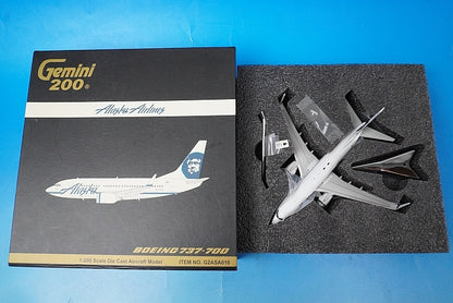 1:200 B737-700 Alaska N617AS G2ASA010 Gemini airplane model