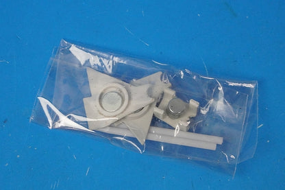 1:200 B777-300ER Cathay Pacific Oneworld B-KQN WB-777-3-015 JFox Models  airplane model