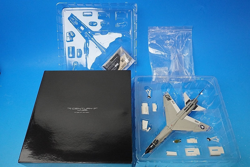 1:72 F-8E Crusader U.S. Marine Corps 212th Marine Fighter Squadron Lancers WD106 1965 001624 CENTURY WINGS