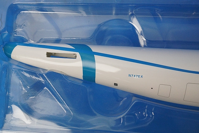 1:200 B747-8F Boeing Freighter N747EX in House Colors 3961 Hogan airplane model