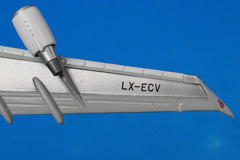 1:400 B747-400 ERF Cargolux Sea Life Trust Livery Dolphin Livery LX-ECV XX4205 JC Wings airplane model