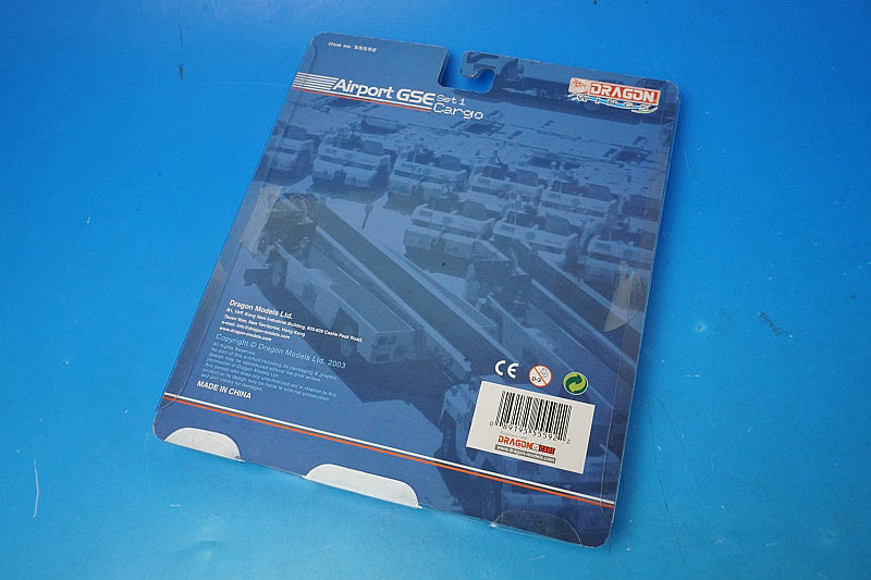 1:400 Airport GSE Set 1 Cargo Diorama 55592 Dragon airplane model
