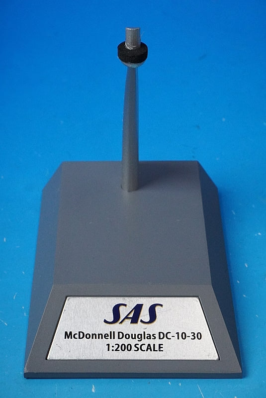 1:200 DC-10-30 SAS Scandinavia LN-RKA IFDC10SK1218 Inflight airplane model