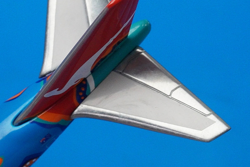 1:400 B747-300 Qantas "Nalanji Dreaming" VH-EBU 84021001 Tucano Line