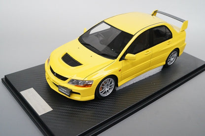 19A04-08 onemodel 1:18 Mitsubishi EVO IX Wasp Yellow with clear cover