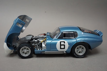 1:18 EXOTO RLG18002 Cobra Daytona Coupe Le Mans 1964 #6