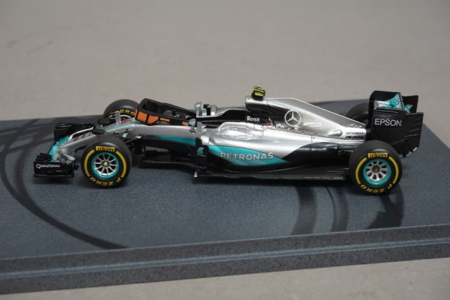 1:43 SPARK S5025 Mercedes F1 W07 Hybrid Abu Dhabi GP 2016 #6 Nico Rosberg