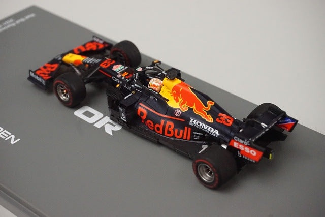 1:43 SPARK S7861 Red Bull Racing Honda RB16B Abu Dhabi GP Winner 2021 #33 M.Verstappen