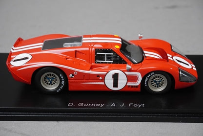 1:43 SPARK 43LM67 Ford GT Mk4 Le Mans 24h winner 1967 #1 model car