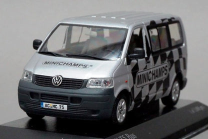 1:43 MINICHAMPS 400052202 VW Volks Wagen T5 Bus 2003 "MINICHAMPS"